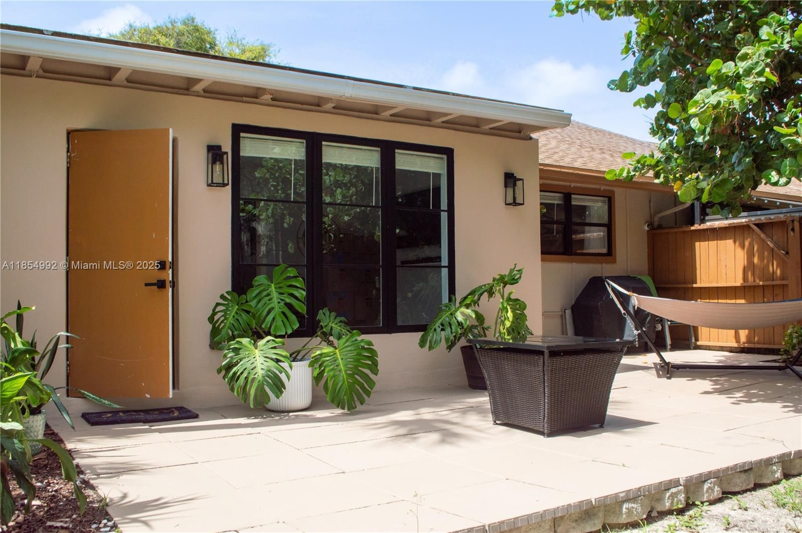 Real estate property located at 2400 19th Ave #137, Palm Beach, Christian Villas 2, Boynton Beach, FL
