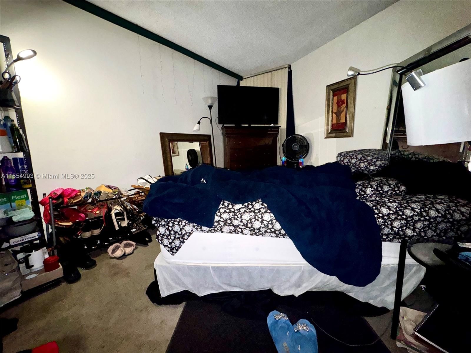 Real estate property located at 7165 186th St A211, Miami-dade, Las Brisas@ Country Club, Hialeah, FL