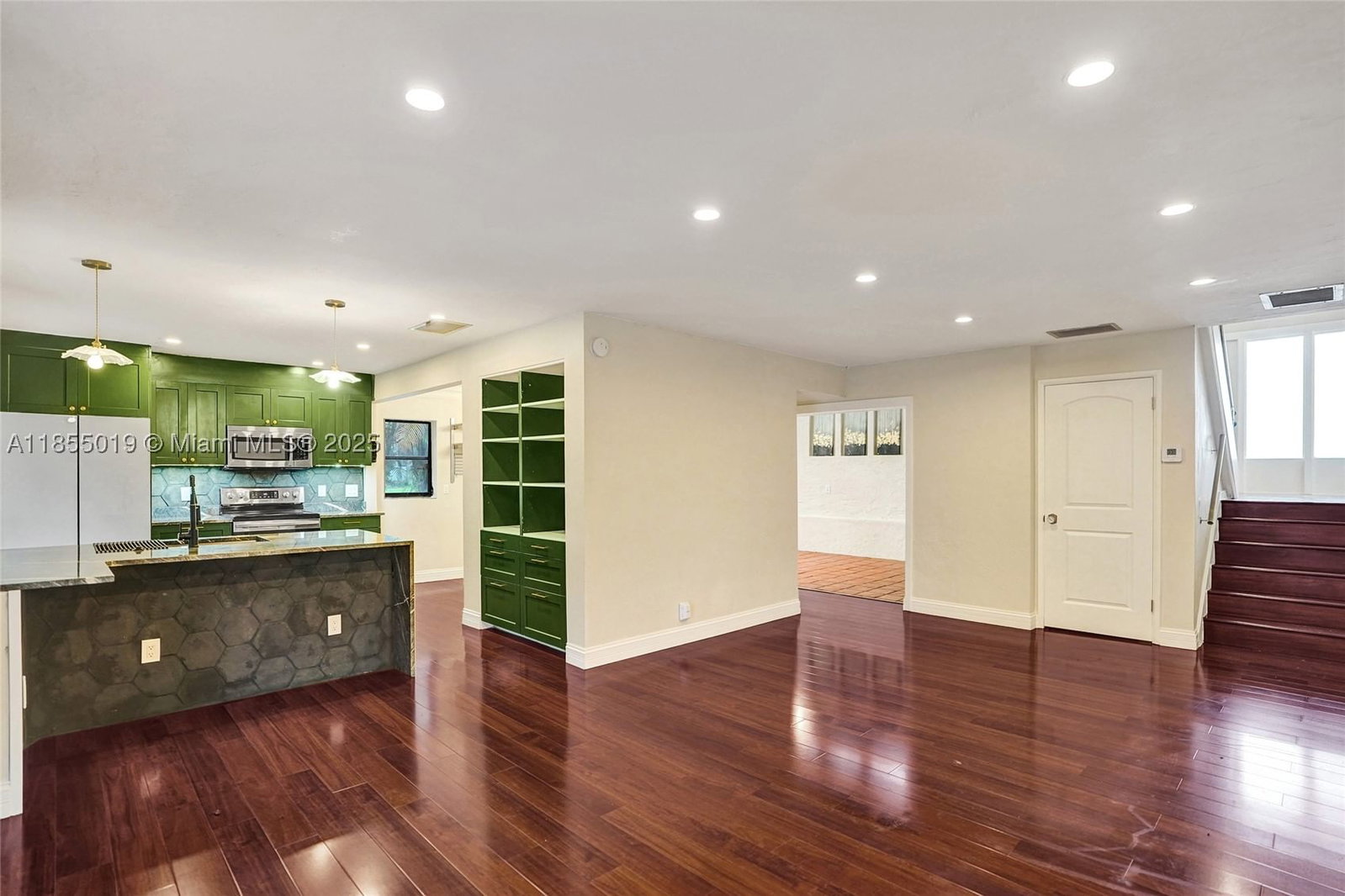 Real estate property located at 3621 Lime Hill Rd #202, Broward, Hills Of Inverrary Tract, Lauderhill, FL