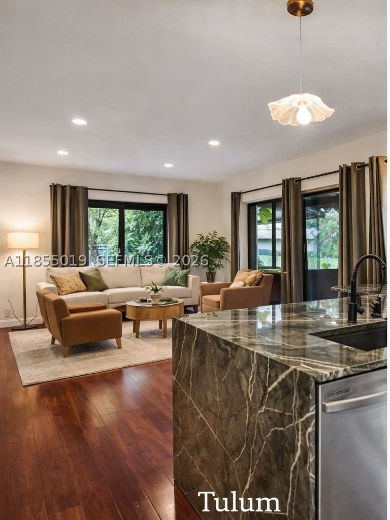 Real estate property located at 3621 Lime Hill Rd #202, Broward, Hills Of Inverrary Tract, Lauderhill, FL