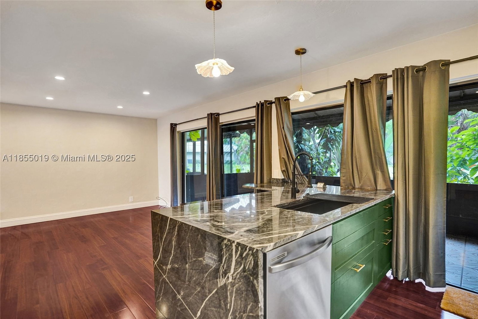 Real estate property located at 3621 Lime Hill Rd #202, Broward, Hills Of Inverrary Tract, Lauderhill, FL
