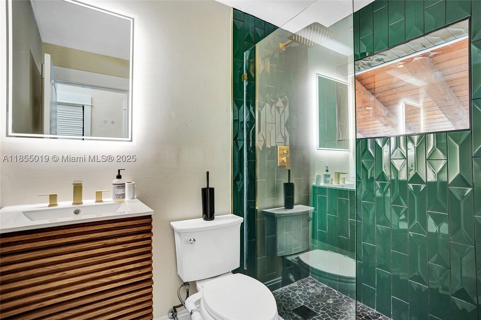 Real estate property located at 3621 Lime Hill Rd #202, Broward, Hills Of Inverrary Tract, Lauderhill, FL