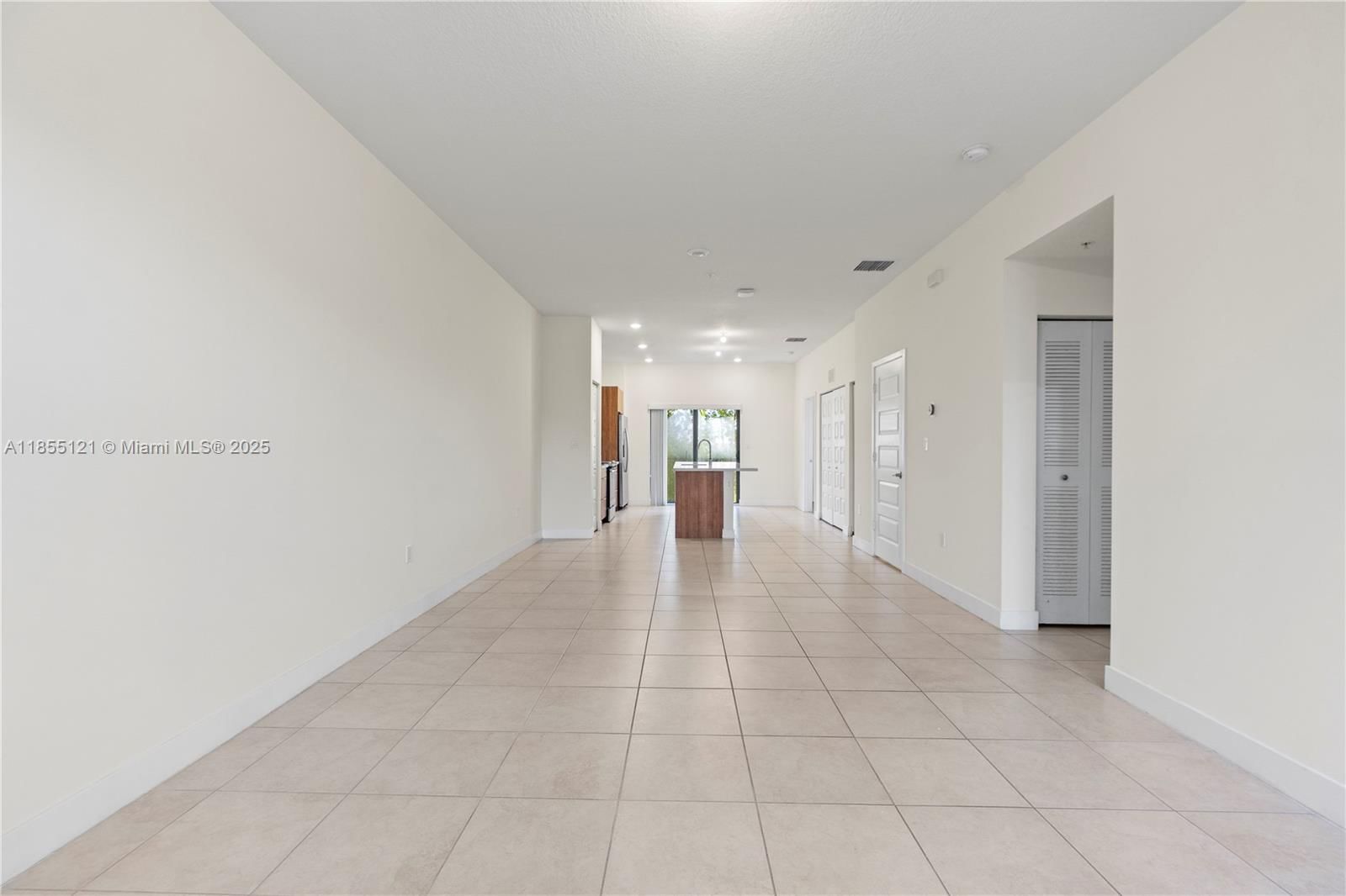 Real estate property located at 7831 104th Ave #22, Miami-dade, Apex At Park Central Cond, Doral, FL