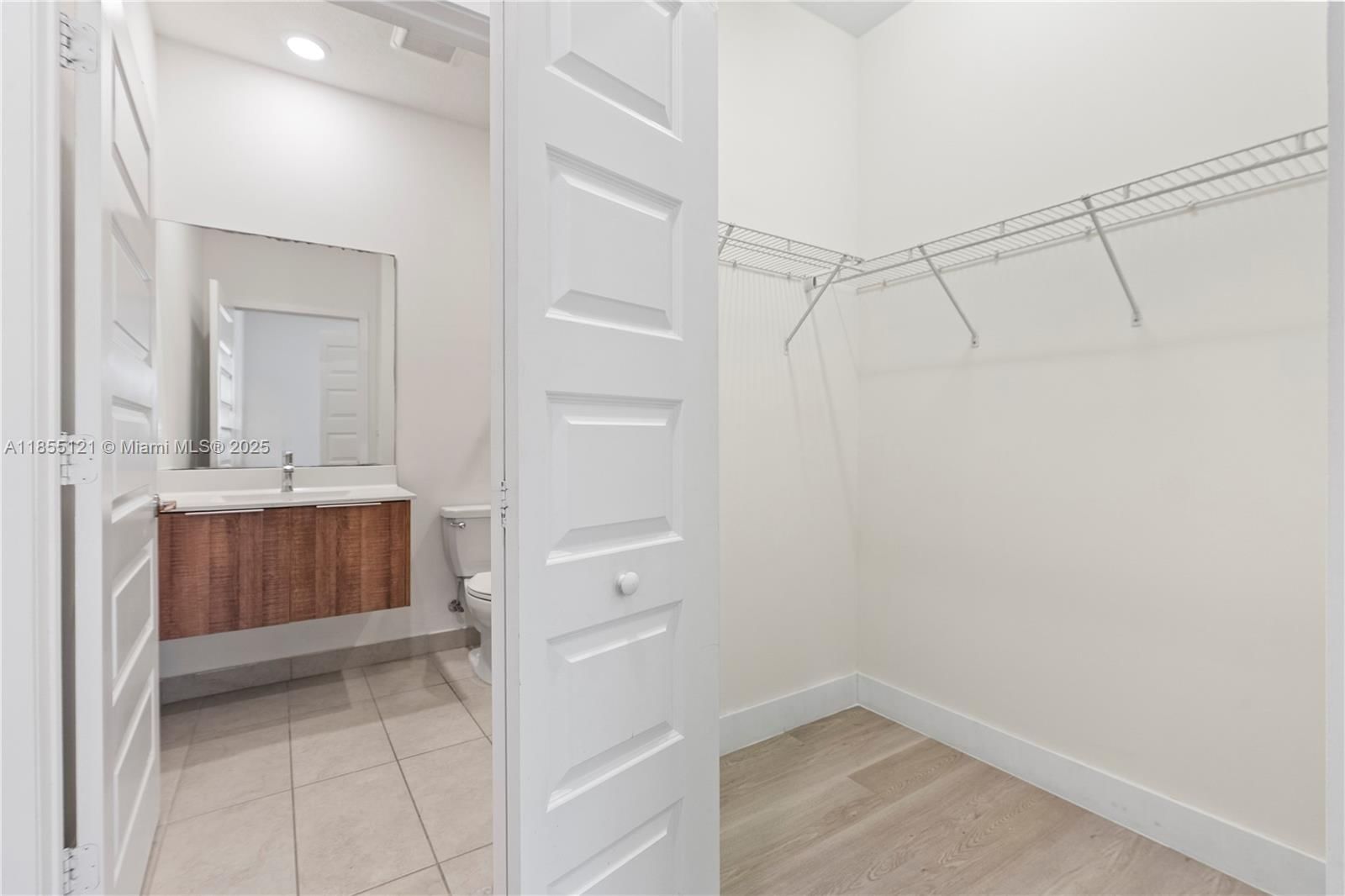 Real estate property located at 7831 104th Ave #22, Miami-dade, Apex At Park Central Cond, Doral, FL