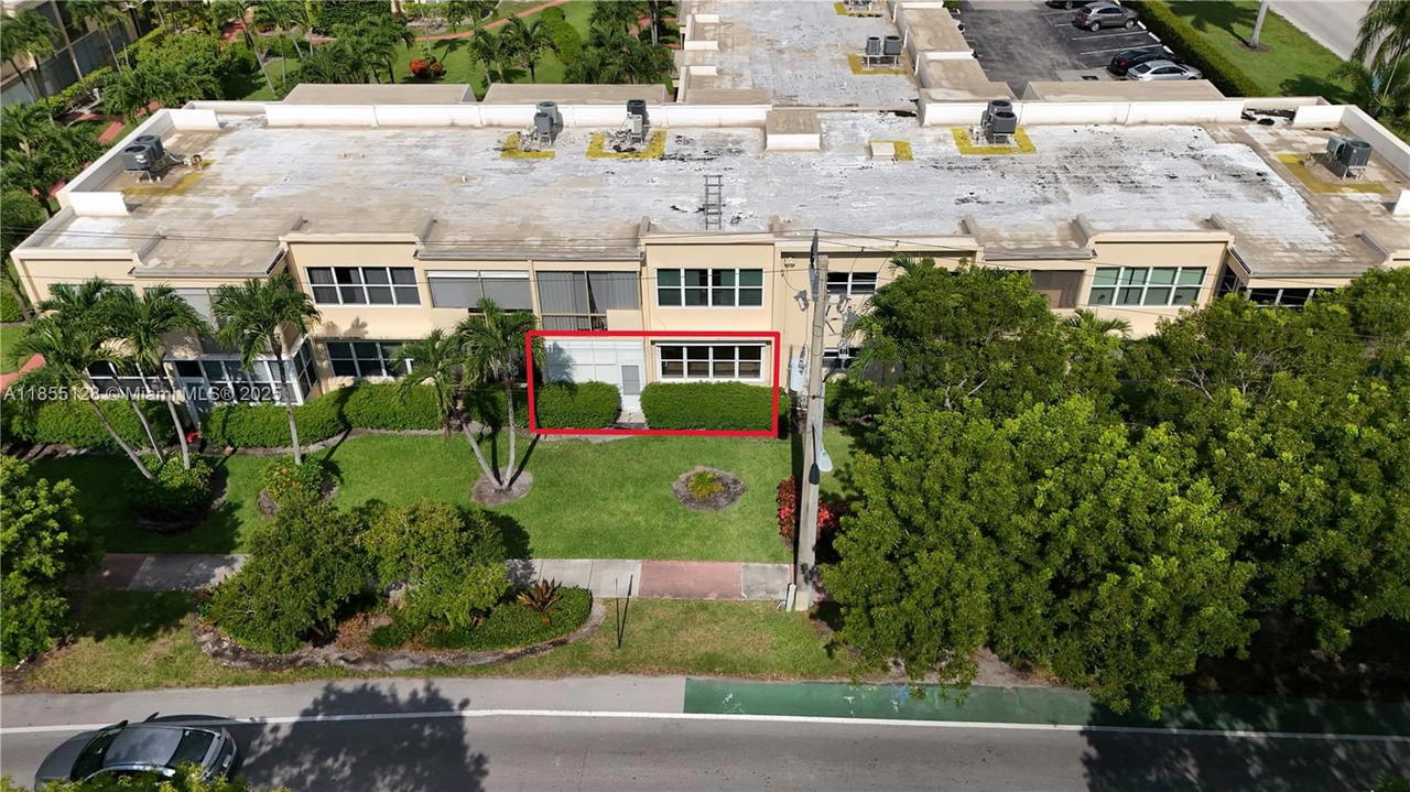 Real estate property located at 1350 Atlantic Shores Blvd #309, Broward, Irvington Gardens Condo, Hallandale Beach, FL