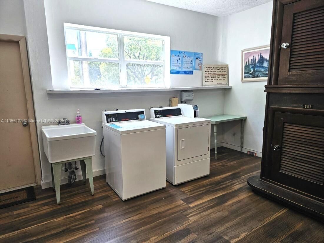 Real estate property located at 1350 Atlantic Shores Blvd #309, Broward, Irvington Gardens Condo, Hallandale Beach, FL