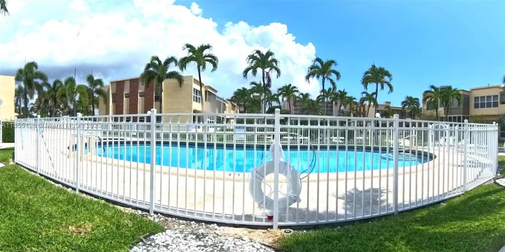 Real estate property located at 1350 Atlantic Shores Blvd #309, Broward, Irvington Gardens Condo, Hallandale Beach, FL