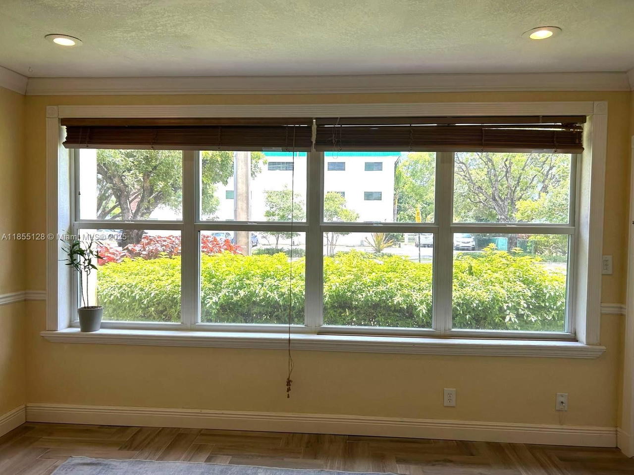 Real estate property located at 1350 Atlantic Shores Blvd #309, Broward, Irvington Gardens Condo, Hallandale Beach, FL
