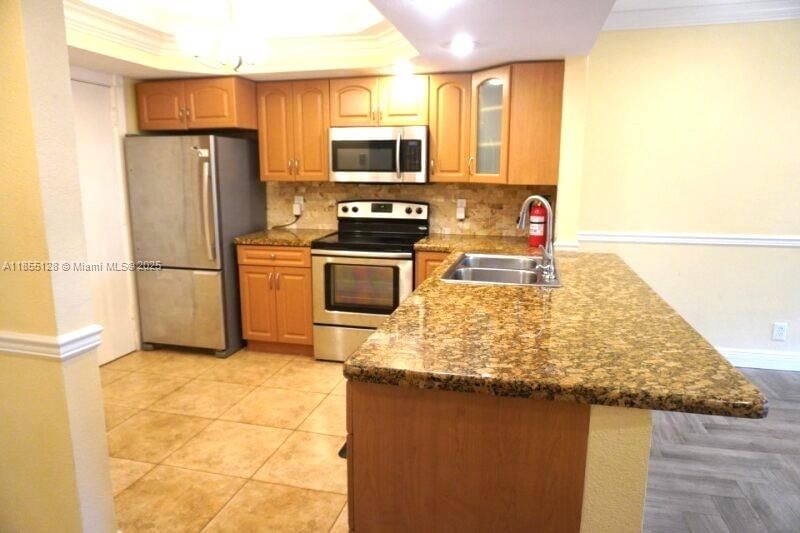 Real estate property located at 1350 Atlantic Shores Blvd #309, Broward, Irvington Gardens Condo, Hallandale Beach, FL