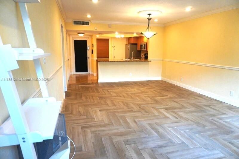 Real estate property located at 1350 Atlantic Shores Blvd #309, Broward, Irvington Gardens Condo, Hallandale Beach, FL