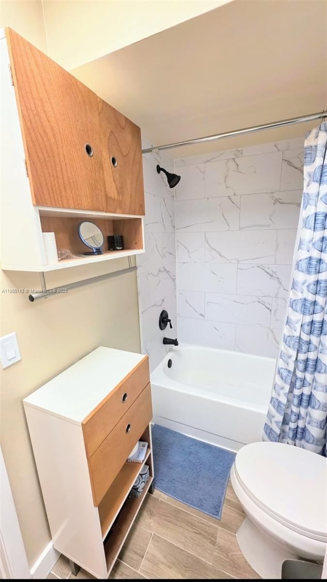 Real estate property located at 9480 Sunrise Lakes Blvd #306, Broward, Sunrise Lakes 133 Condo, Sunrise, FL