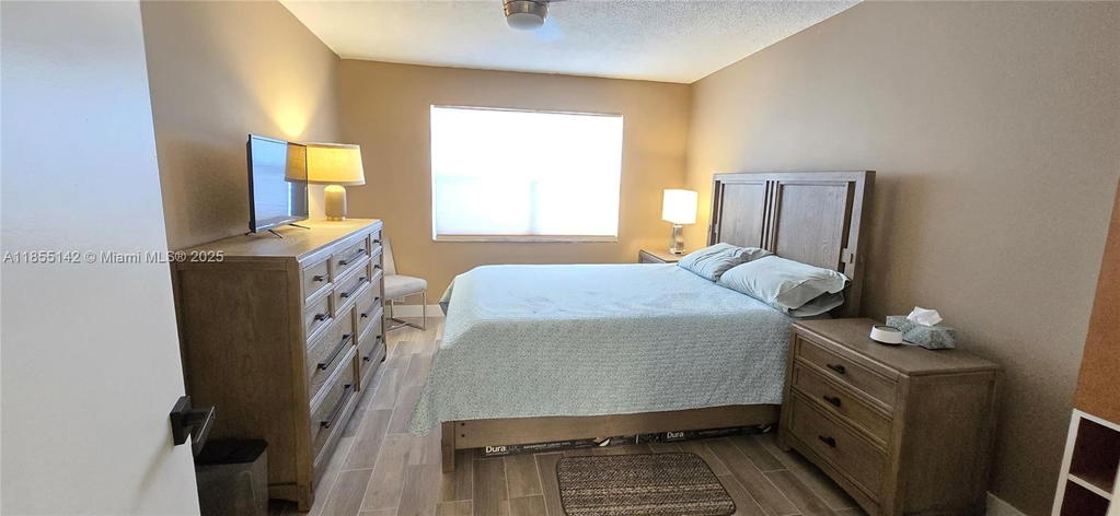 Real estate property located at 9480 Sunrise Lakes Blvd #306, Broward, Sunrise Lakes 133 Condo, Sunrise, FL