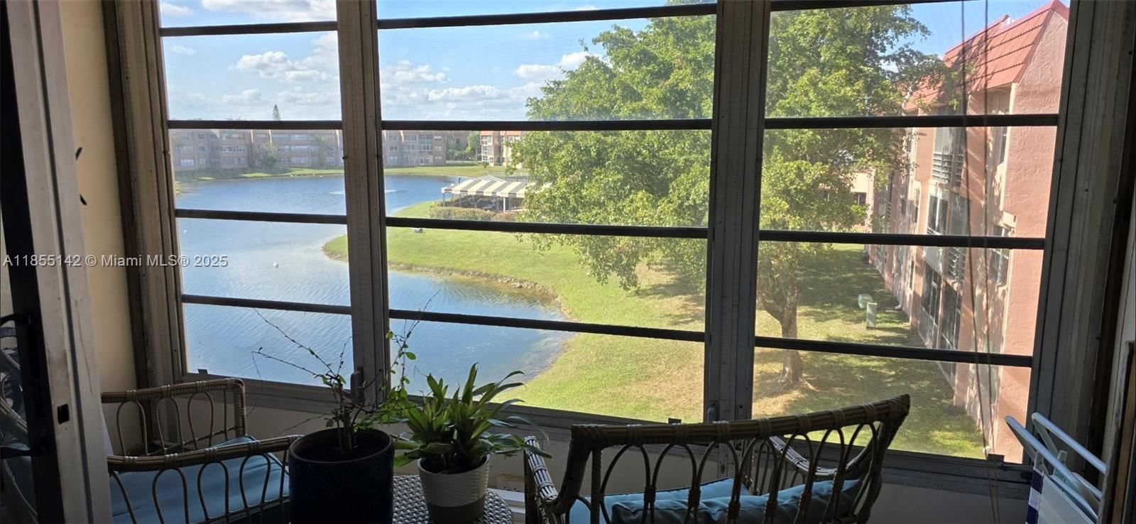 Real estate property located at 9480 Sunrise Lakes Blvd #306, Broward, Sunrise Lakes 133 Condo, Sunrise, FL