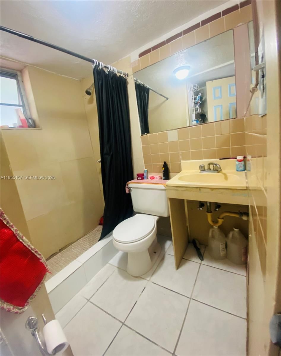 Real estate property located at 8355 32nd Ave, Miami-dade, Anderson Heights, Miami, FL