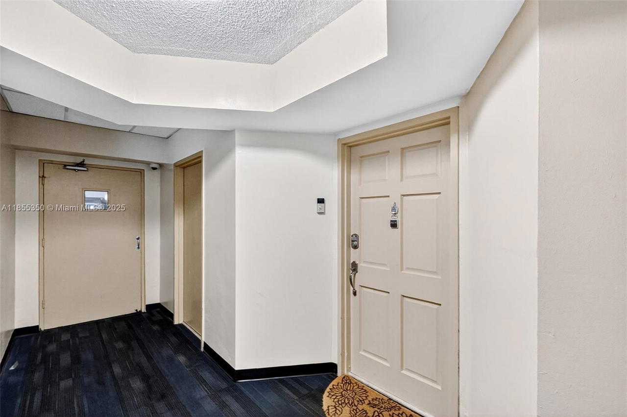 Real estate property located at 1351 Miami Gardens Dr #1712E, Miami-dade, Buckley Towers Condo - Ea, Miami, FL