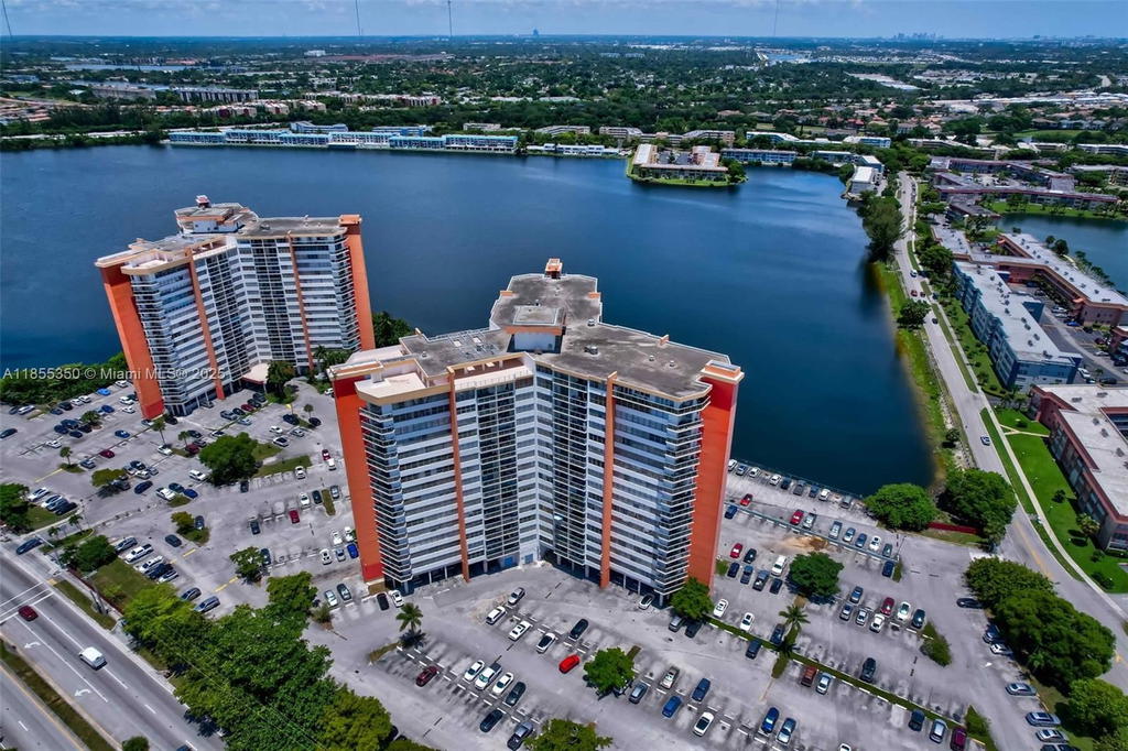 Real estate property located at 1351 Miami Gardens Dr #1712E, Miami-dade, Buckley Towers Condo - Ea, Miami, FL