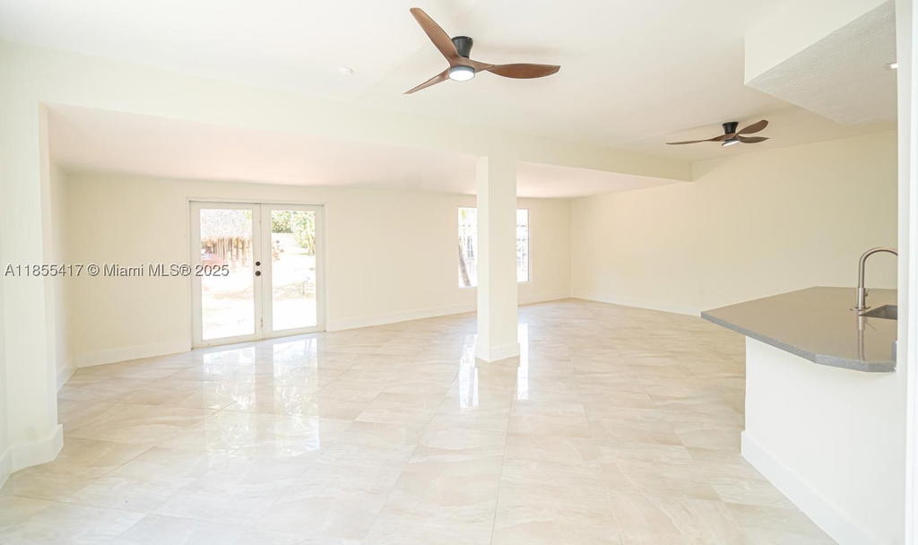 Real estate property located at 2810 114th Ave, Miami-dade, Coral Way Estates, Miami, FL