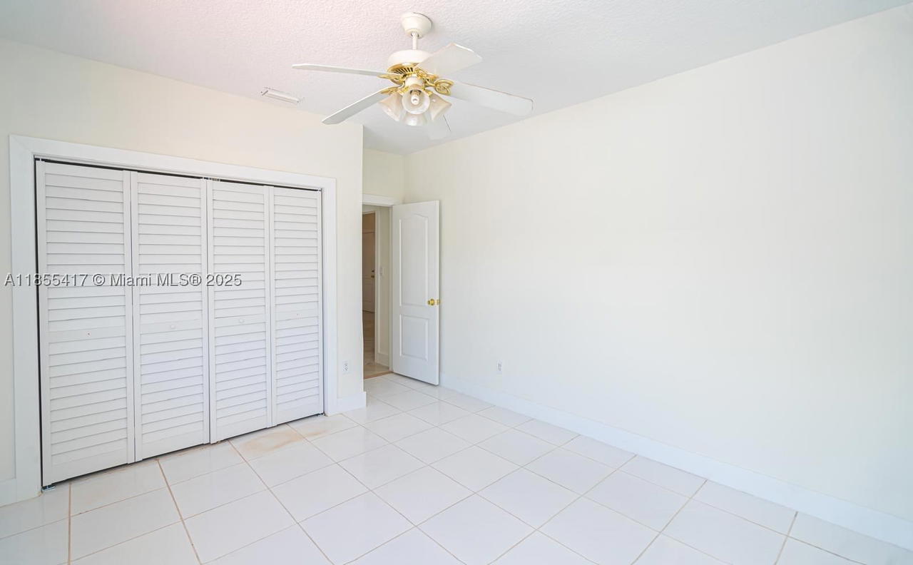Real estate property located at 2810 114th Ave, Miami-dade, Coral Way Estates, Miami, FL