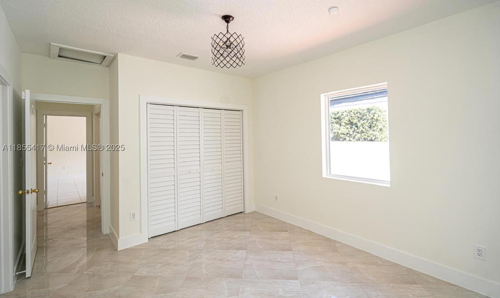 Real estate property located at 2810 114th Ave, Miami-dade, Coral Way Estates, Miami, FL