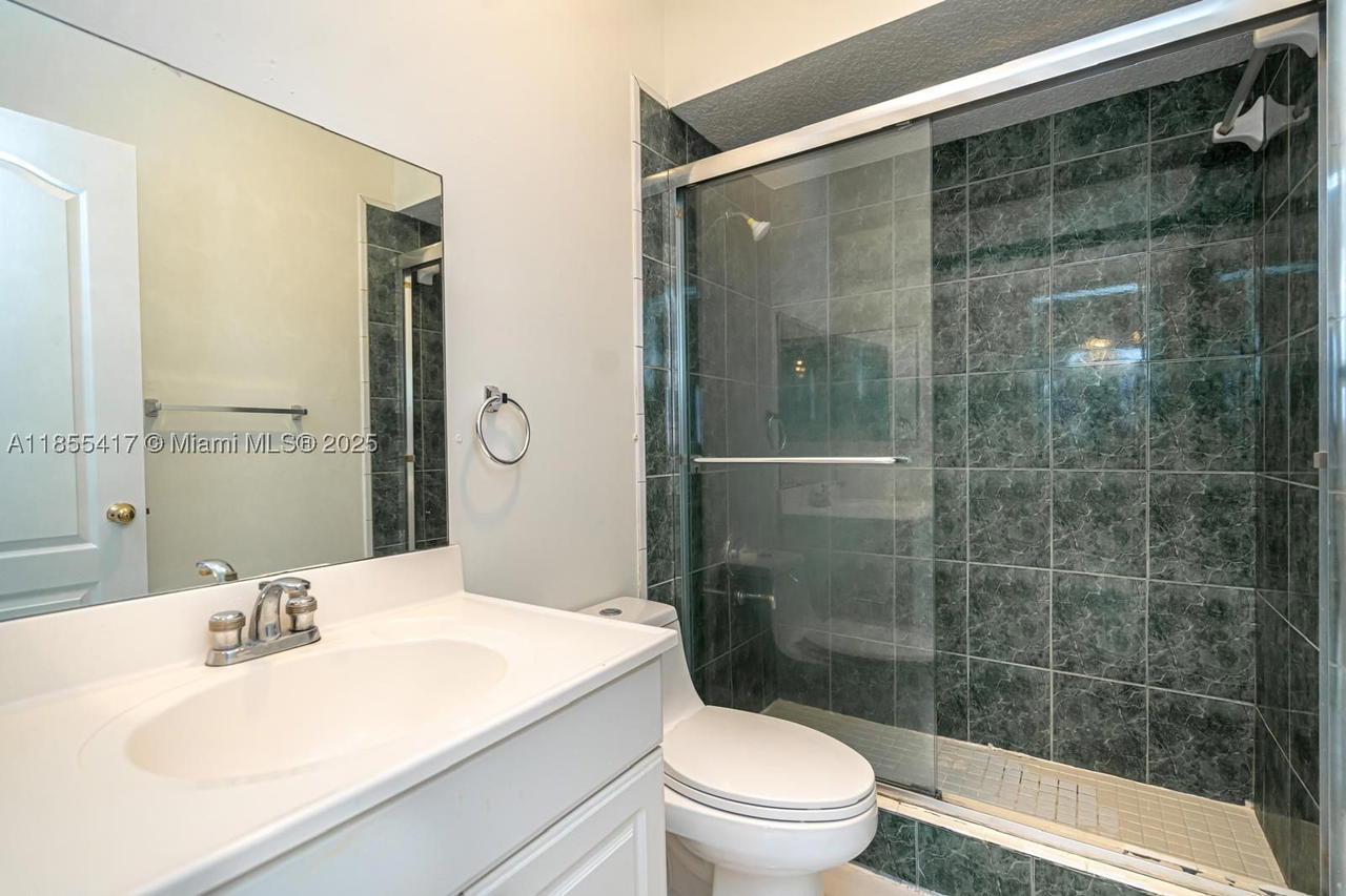 Real estate property located at 2810 114th Ave, Miami-dade, Coral Way Estates, Miami, FL