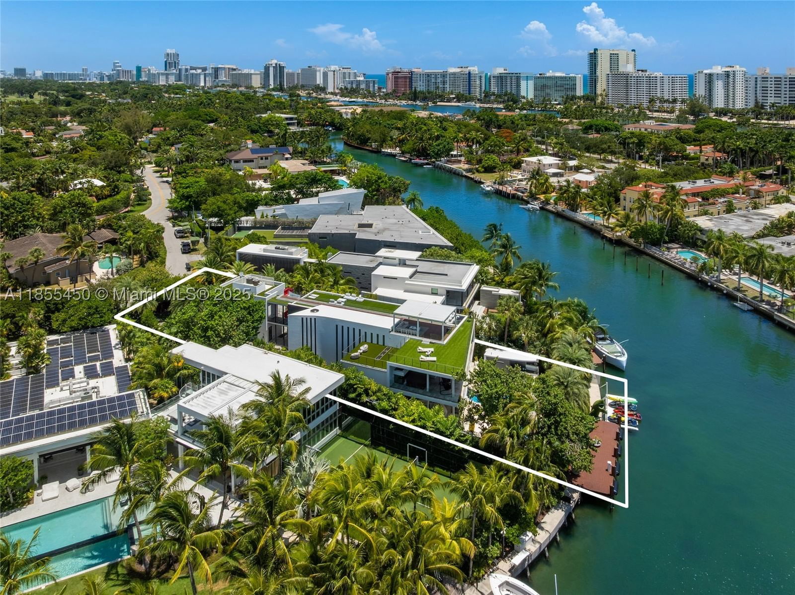 Real estate property located at 528 Lakeview Ct, Miami-dade, Surprise Point, Miami Beach, FL