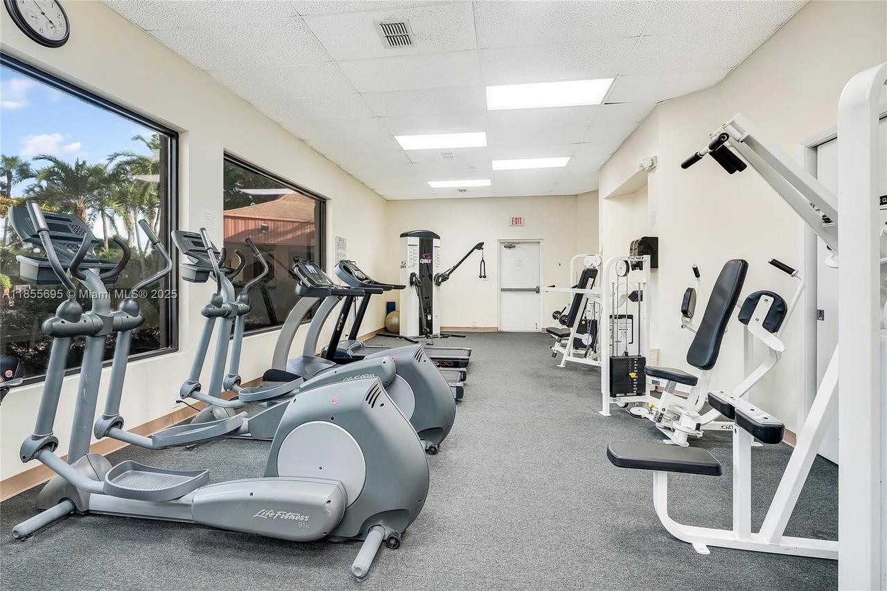 Real estate property located at 3180 Holiday Springs Blvd #5-112, Broward, Holiday Springs Village 1, Margate, FL