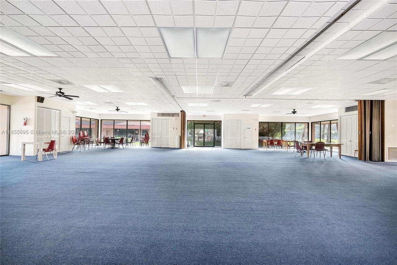 Real estate property located at 3180 Holiday Springs Blvd #5-112, Broward, Holiday Springs Village 1, Margate, FL