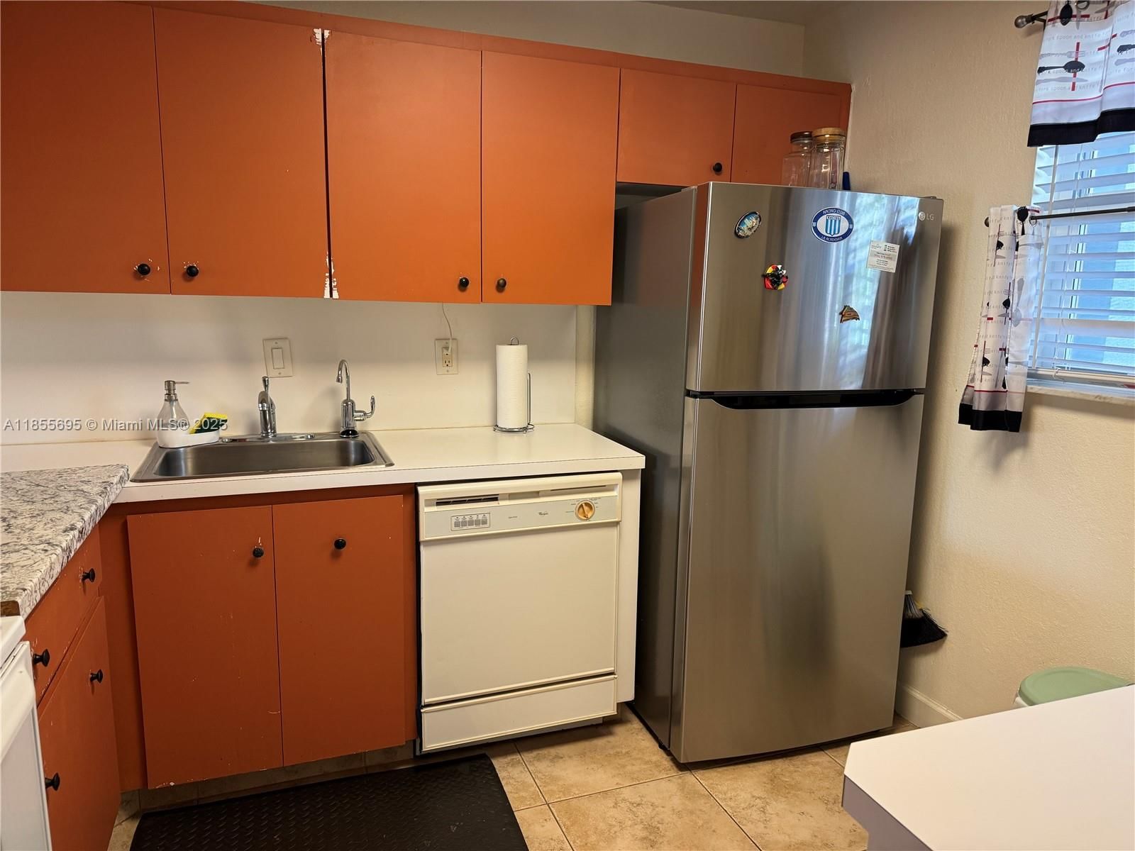 Real estate property located at 3180 Holiday Springs Blvd #5-112, Broward, Holiday Springs Village 1, Margate, FL