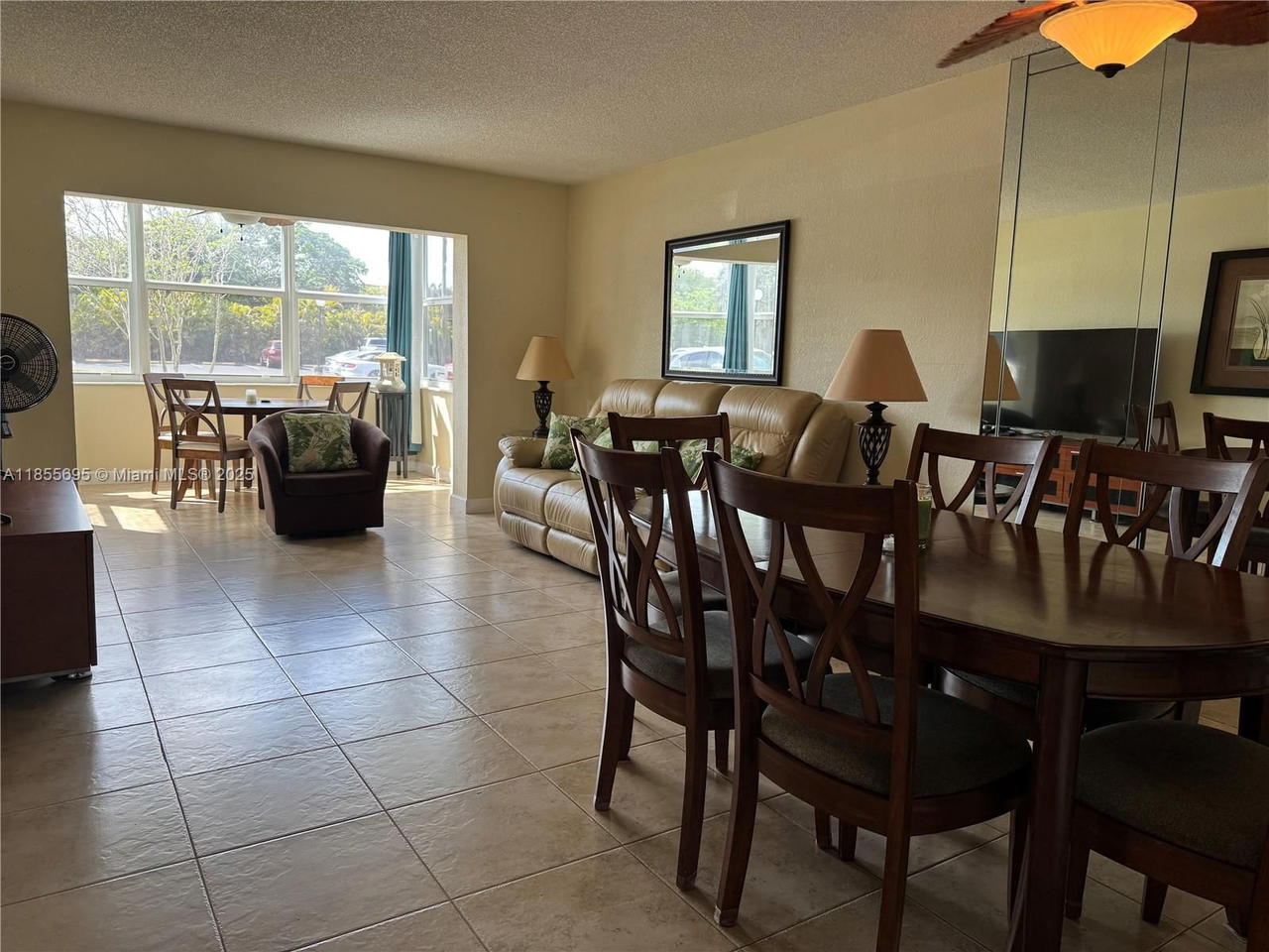 Real estate property located at 3180 Holiday Springs Blvd #5-112, Broward, Holiday Springs Village 1, Margate, FL