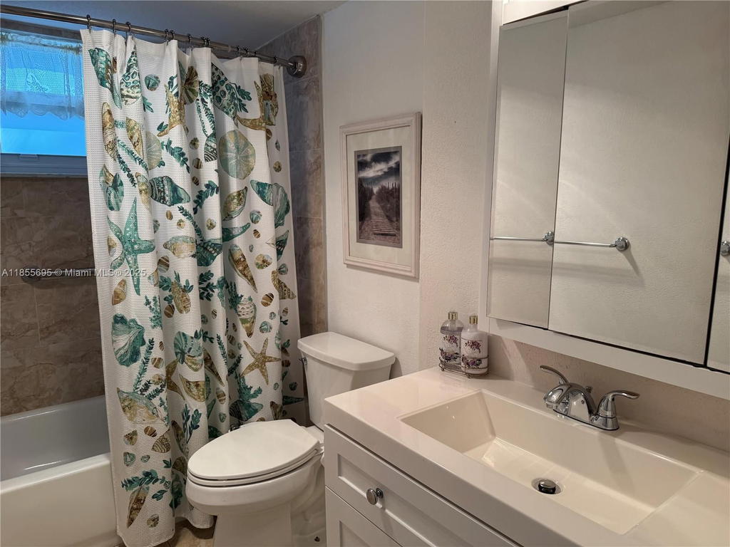 Real estate property located at 3180 Holiday Springs Blvd #5-112, Broward, Holiday Springs Village 1, Margate, FL