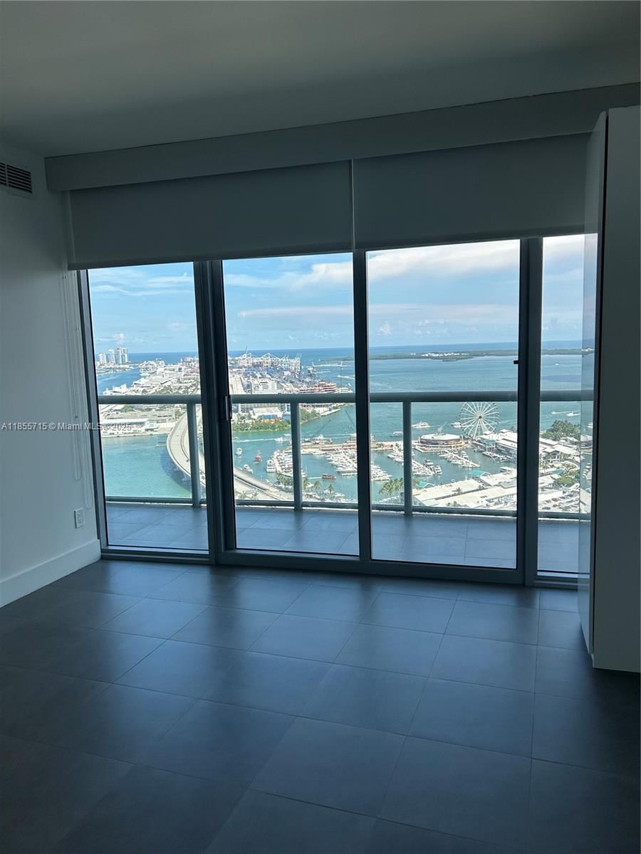 Real estate property located at 888 Biscayne Blvd #4106, Miami-dade, Marinablue Condo, Miami, FL