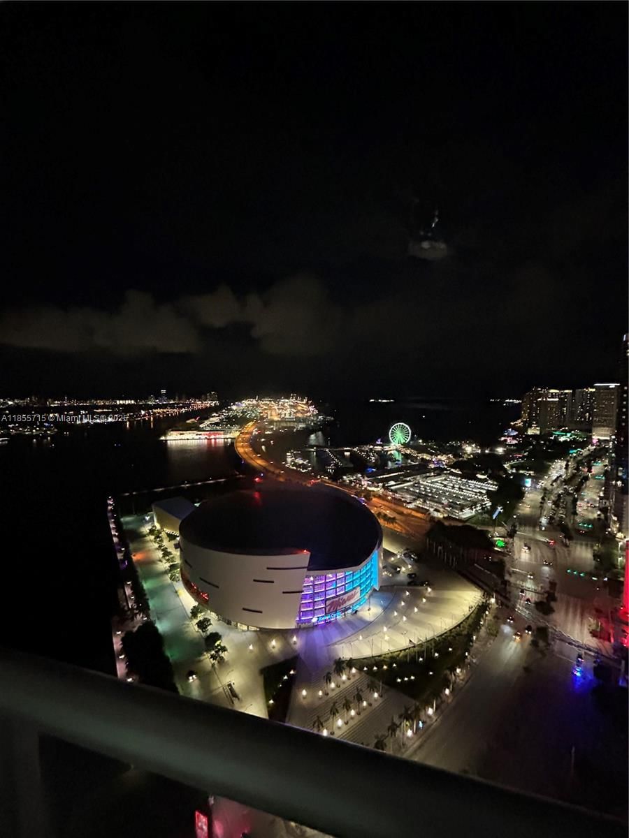 Real estate property located at 888 Biscayne Blvd #4106, Miami-dade, Marinablue Condo, Miami, FL