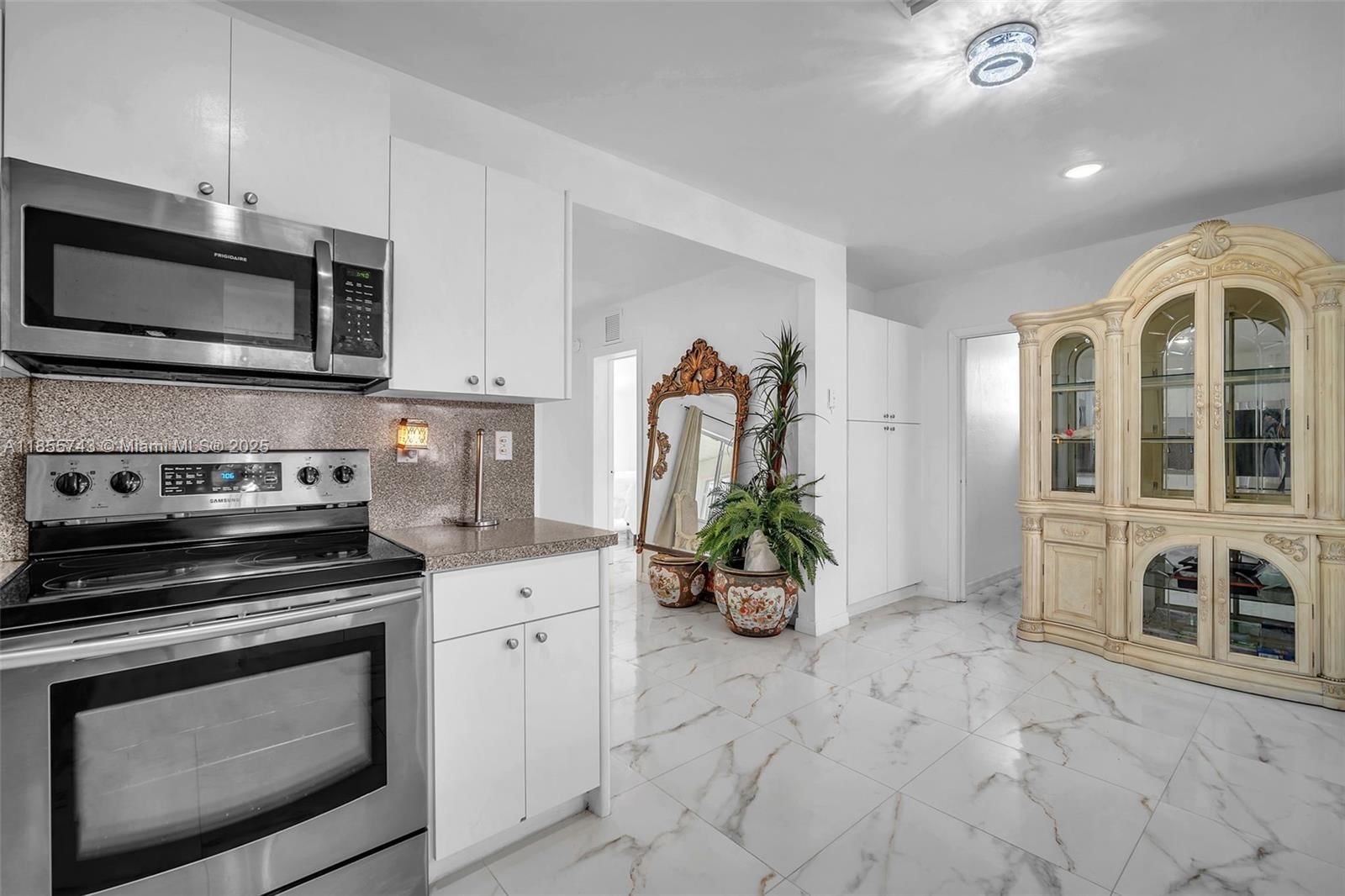 Real estate property located at 3241 66th Ave, Broward, Miramar Park, Miramar, FL