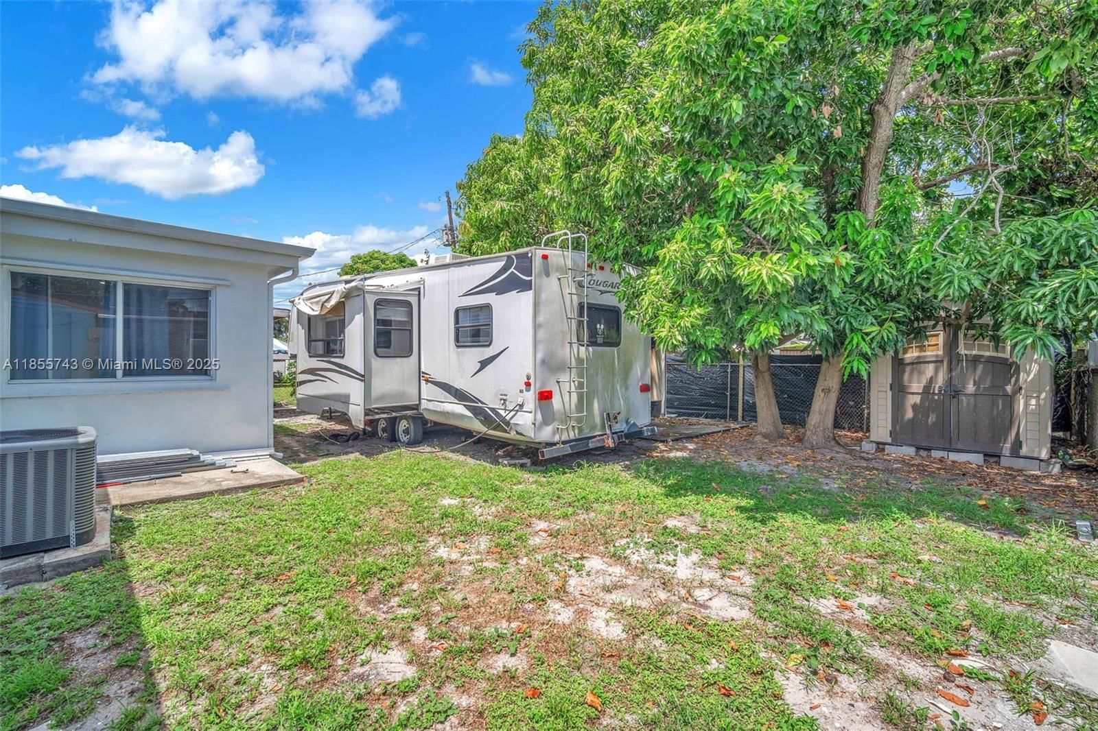 Real estate property located at 3241 66th Ave, Broward, Miramar Park, Miramar, FL