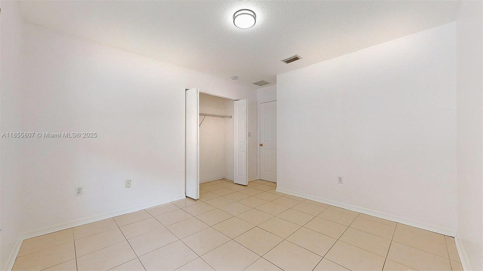 Real estate property located at 2004 15th St, Miami-dade, Shores At Keys Gate, Homestead, FL