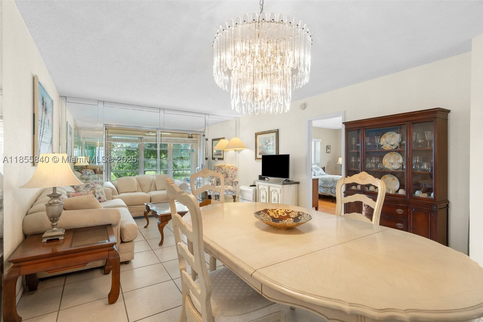 Real estate property located at 1040 Country Club Dr #309, Broward, Oriole Golf & Tennis Club, Margate, FL