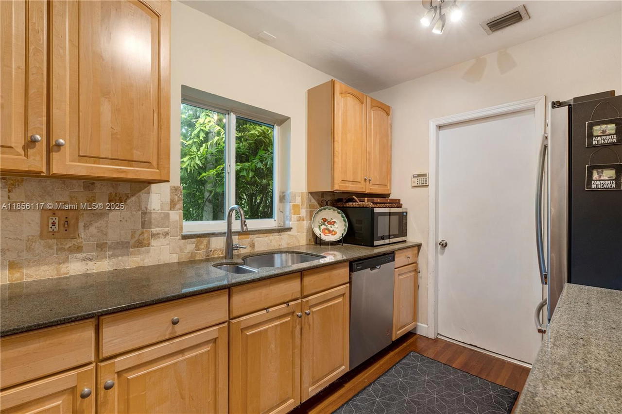 Real estate property located at 6200 34th St, Miami-dade, Coral Villas Rev, Miami, FL