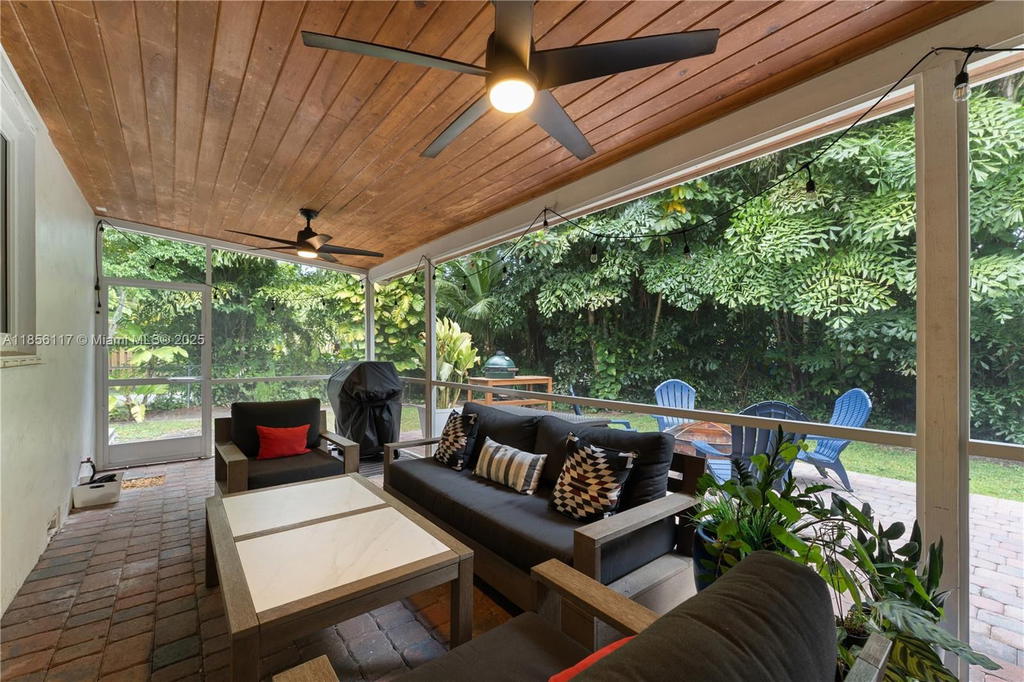 Real estate property located at 6200 34th St, Miami-dade, Coral Villas Rev, Miami, FL
