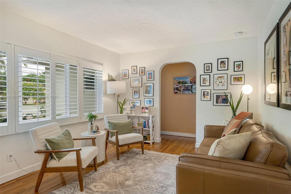 Real estate property located at 6200 34th St, Miami-dade, Coral Villas Rev, Miami, FL