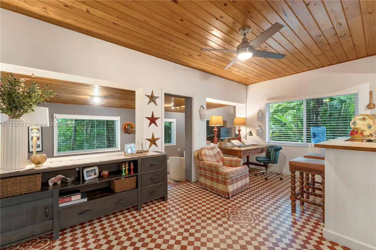 Real estate property located at 6200 34th St, Miami-dade, Coral Villas Rev, Miami, FL