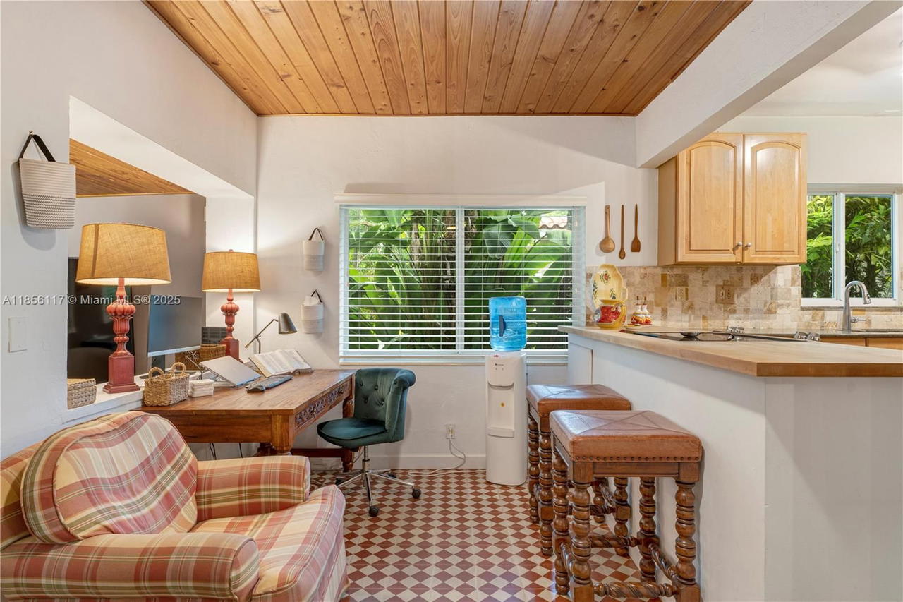 Real estate property located at 6200 34th St, Miami-dade, Coral Villas Rev, Miami, FL
