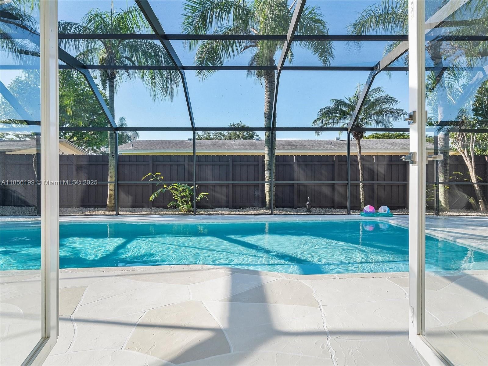 Real estate property located at 9310 165th St, Miami-dade, Villa Malaga, Palmetto Bay, FL