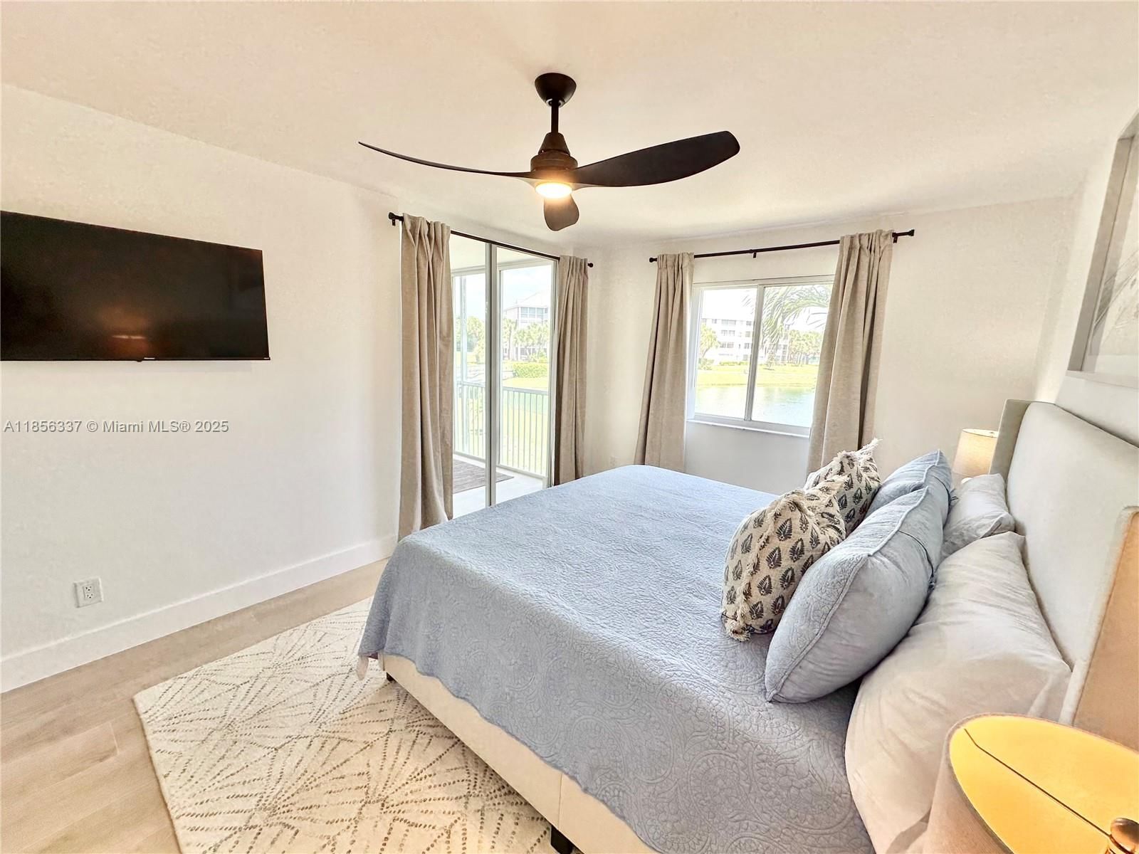 Real estate property located at 353 Us Highway 1 E204, Palm Beach, Jupiter Bay One Thru Six, Jupiter, FL