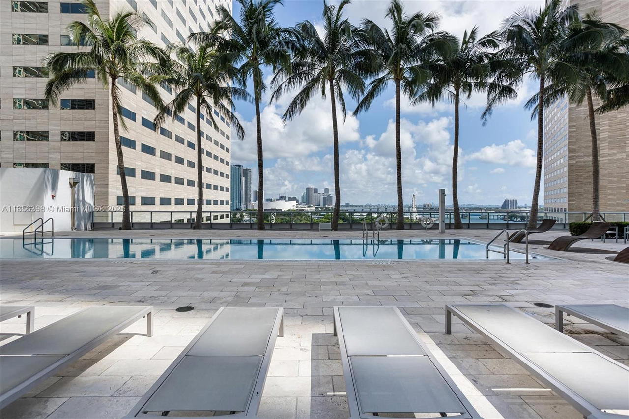 Real estate property located at 335 Biscayne Blvd LPH-00, Miami-dade, One Miami East Condo, Miami, FL