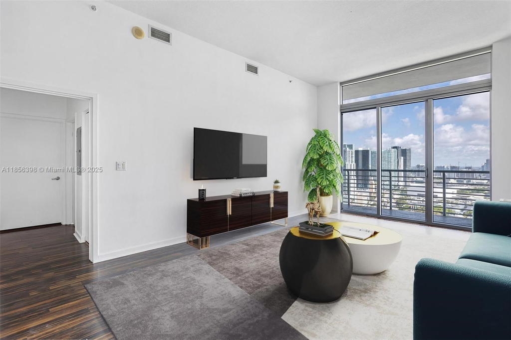 Real estate property located at 335 Biscayne Blvd LPH-00, Miami-dade, One Miami East Condo, Miami, FL
