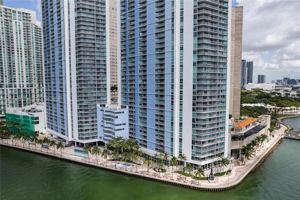Real estate property located at 335 Biscayne Blvd LPH-00, Miami-dade, One Miami East Condo, Miami, FL
