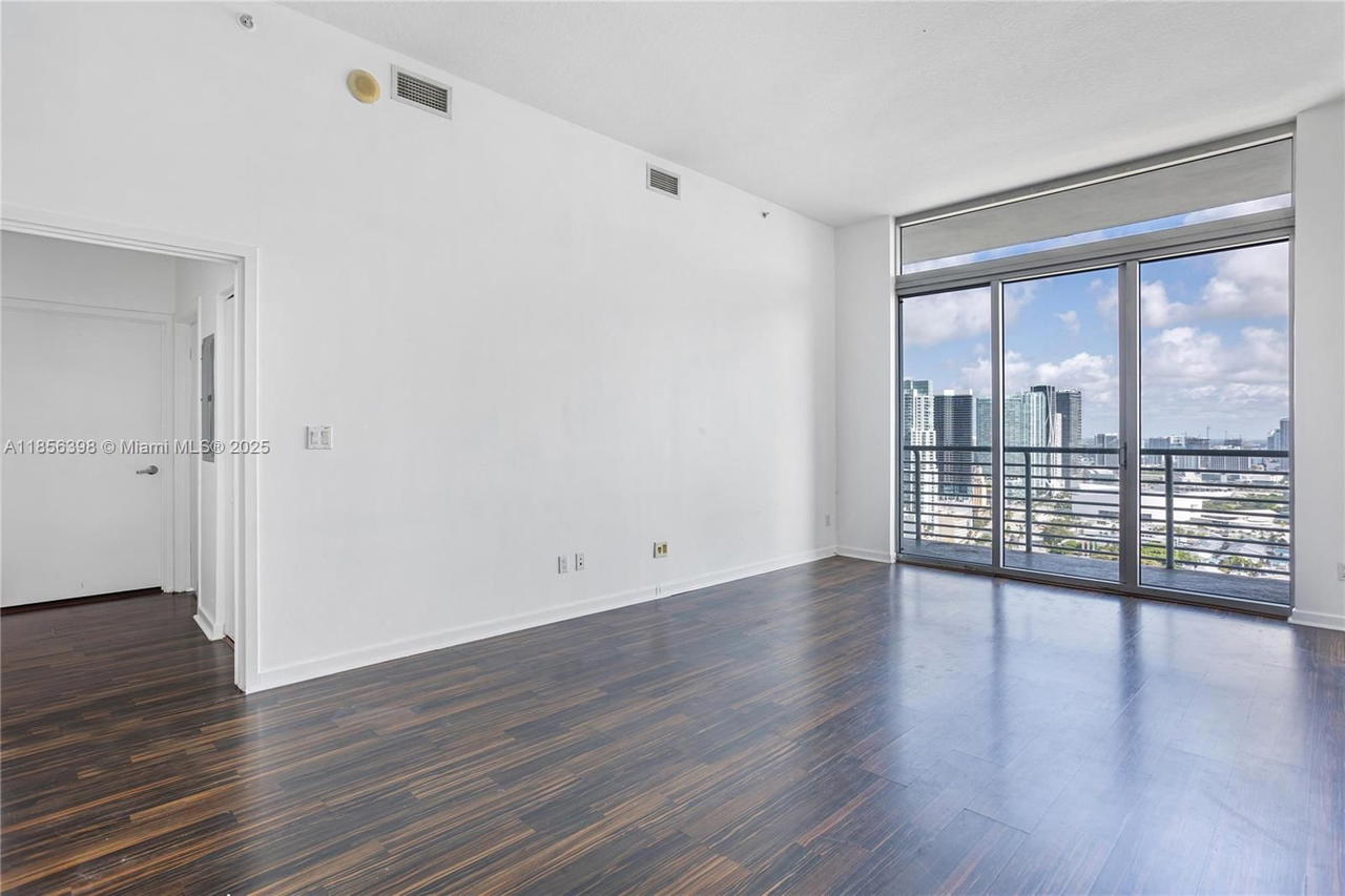 Real estate property located at 335 Biscayne Blvd LPH-00, Miami-dade, One Miami East Condo, Miami, FL