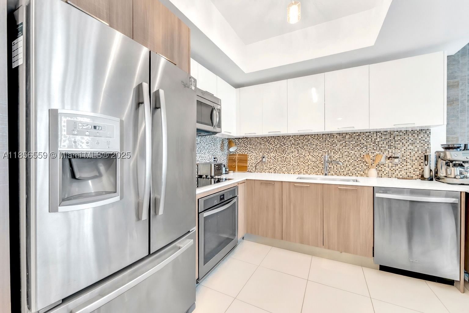 Real estate property located at 5252 85th Ave #1103, Miami-dade, 5252 Paseo Condo, Doral, FL