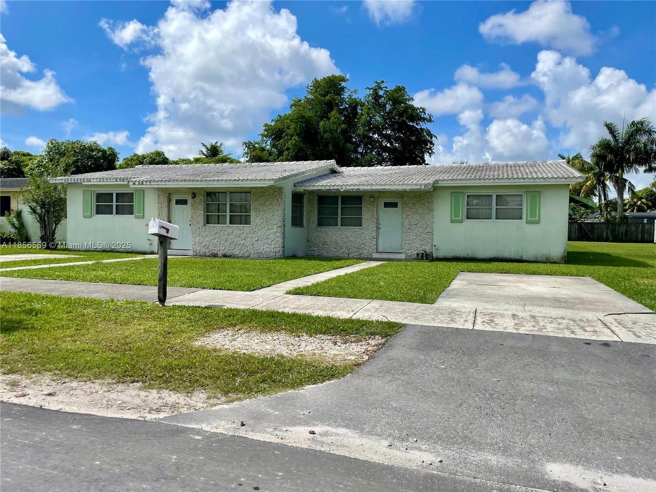 Real estate property located at 60 162nd St, Miami-dade, Bisc Gardens Sec C, North Miami Beach, FL
