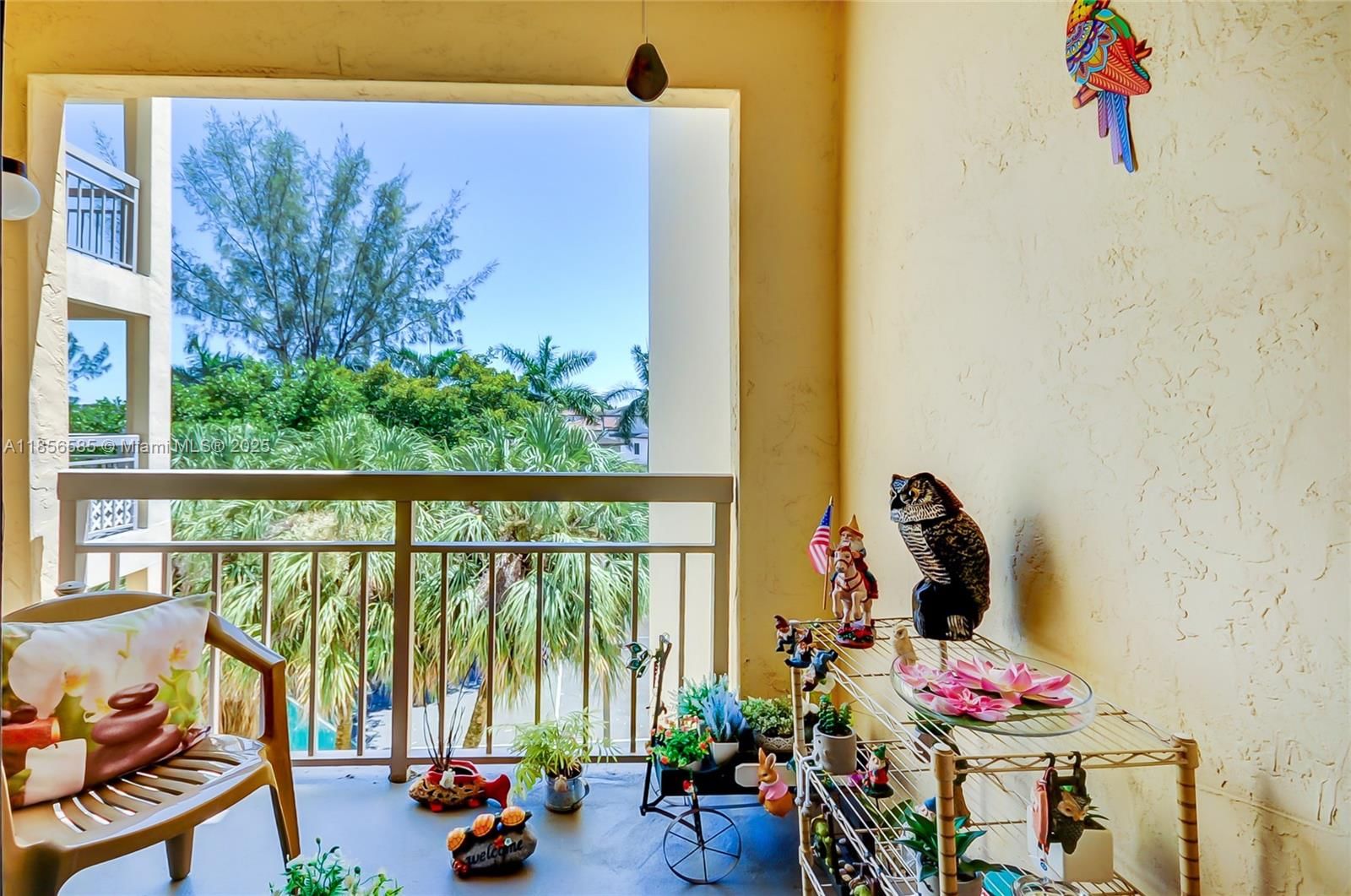 Real estate property located at 8290 Lake Dr #443, Miami-dade, Las Vistas At Doral Condo, Doral, FL